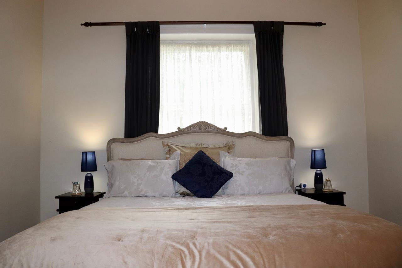 Blue Bell Inn Sorell Bagian luar foto
