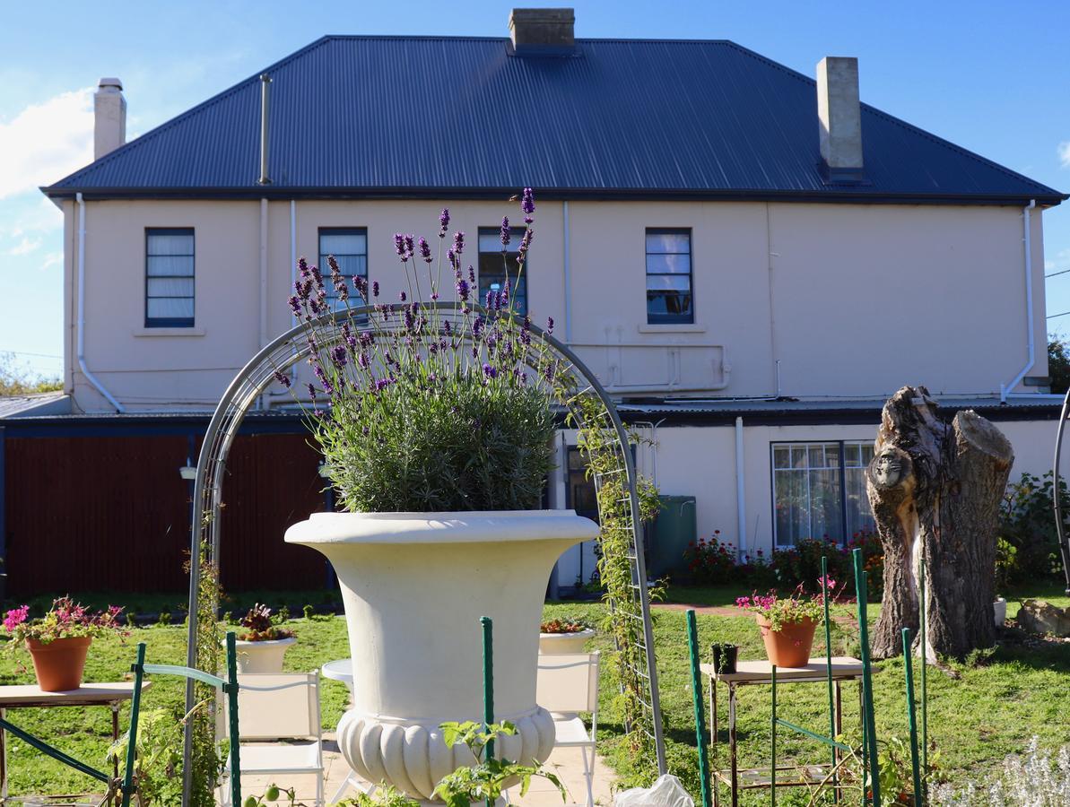 Blue Bell Inn Sorell Bagian luar foto